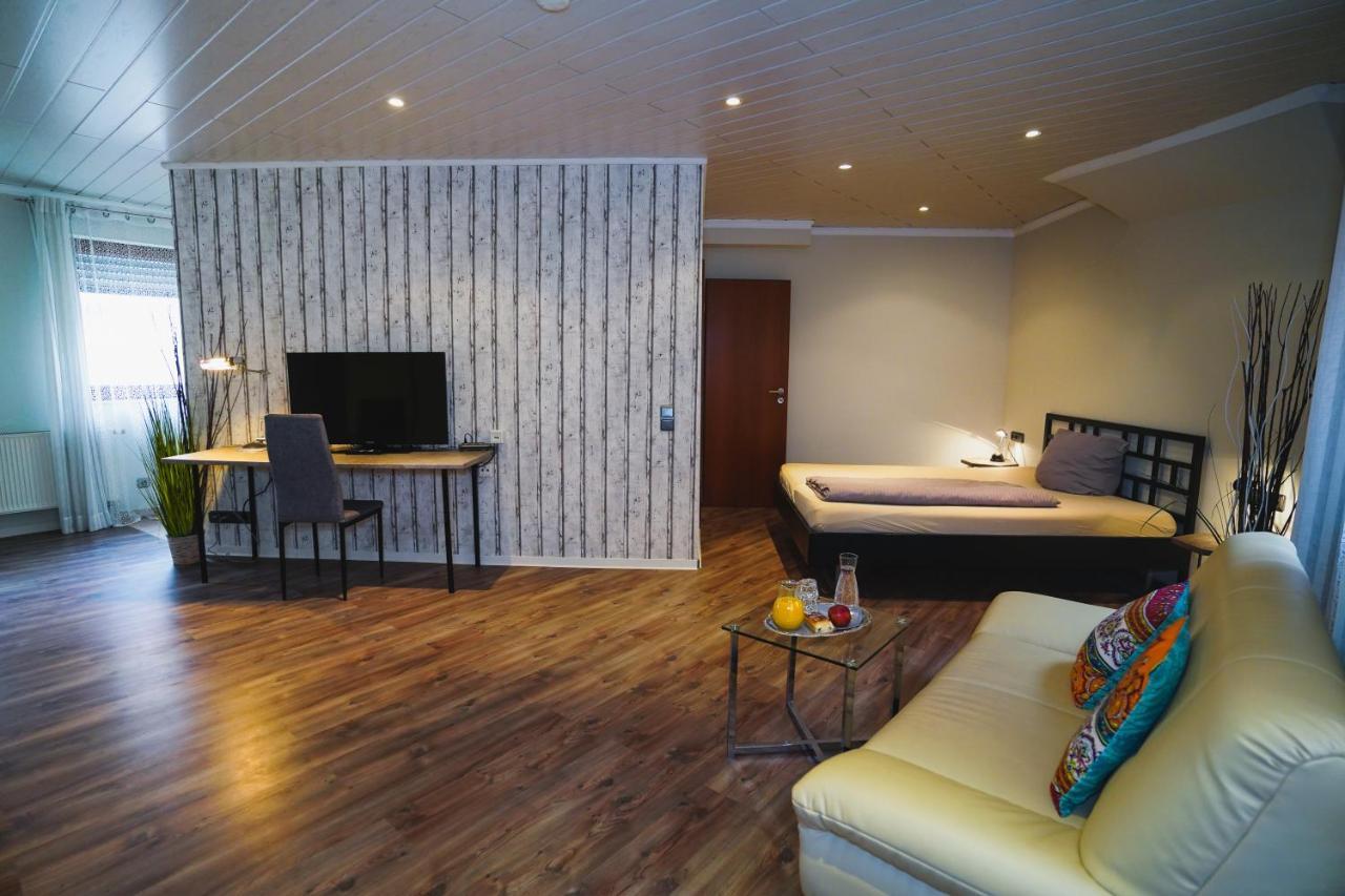 Gaestehaus Praesenzhof Bensheim Luaran gambar