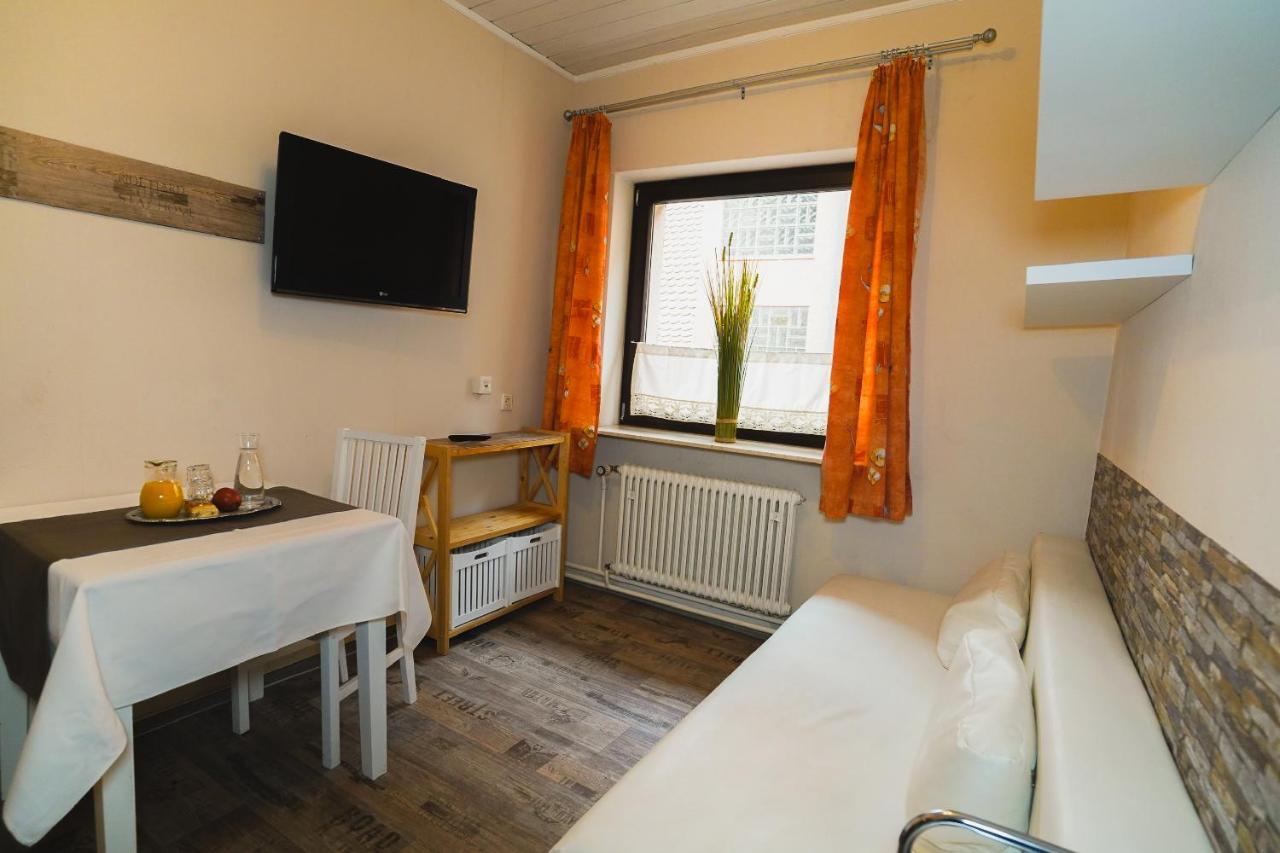 Gaestehaus Praesenzhof Bensheim Luaran gambar