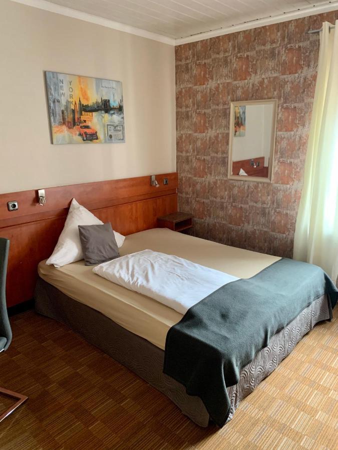 Gaestehaus Praesenzhof Bensheim Luaran gambar